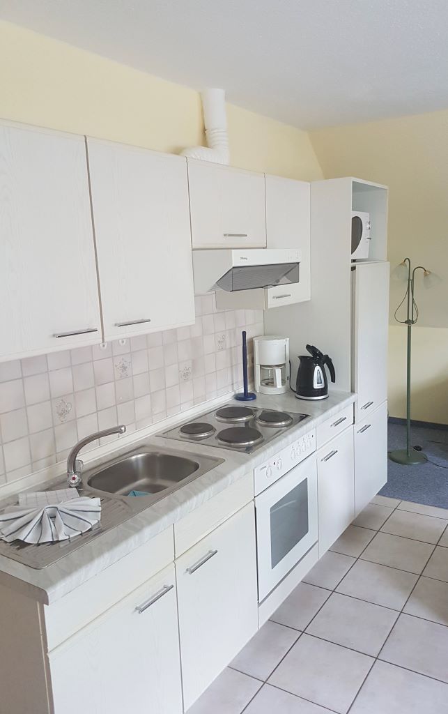Bild der Küchenzeile der Ferienwohnung eins